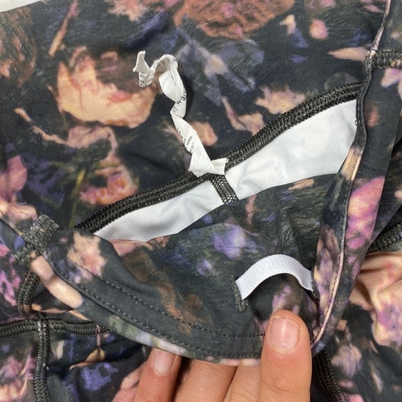 Lululemon Fast & Free Crop II Nulux 19" Peony Multi - Picture 3 of 5